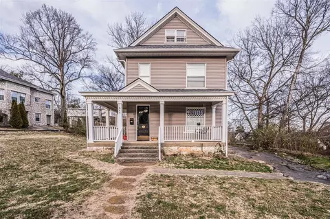 846 E 10th Ave, Bowling Green, KY 42101
