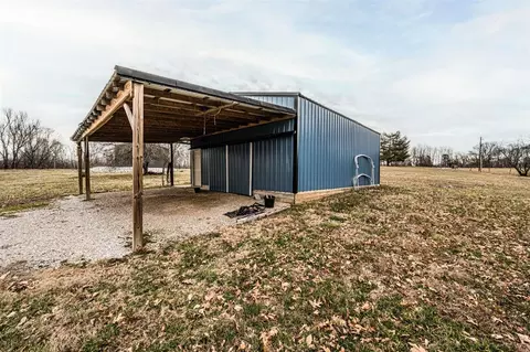 741 Beaver Point Rd, Glasgow, KY 42141