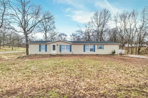 597 Dunn Moon Rd, Smiths Grove, KY 42171