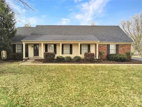 1927 Bybee Ave, Bowling Green, KY 42104