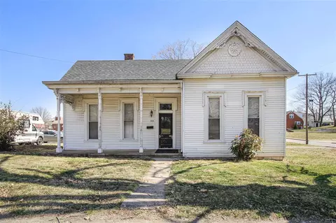 113 Cave St, Horse Cave, KY 42749