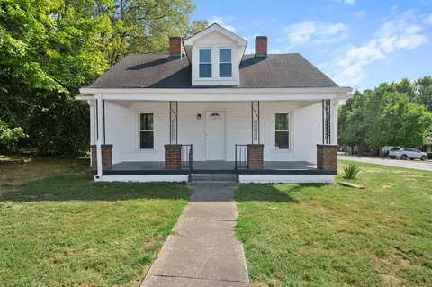 629 Jackson St, Franklin, KY 42134