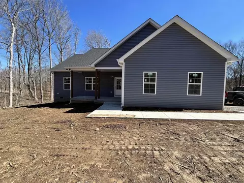 103 Mustang Dr, Scottsville, KY 42164