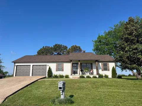 747 Ray Houchin Rd, Park City, KY 42160