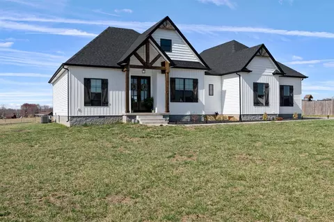 10 Cornerstone Dr, Alvaton, KY 42122