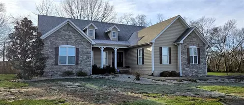 224 Williamsgate Pl, Oakland, KY 42159