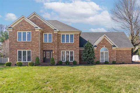 917 Kensington Way, Bowling Green, KY 42103