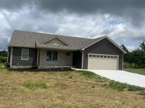 114 Middlebrook Ln, Smiths Grove, KY 42171