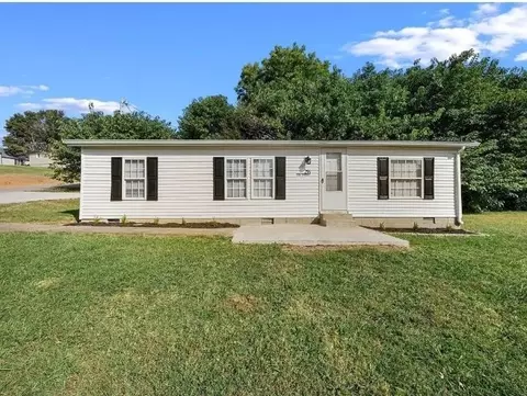 214 Lee St, Glasgow, KY 42141