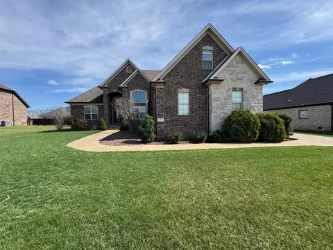 3291 S Glen Gables Blvd, Bowling Green, KY 42104