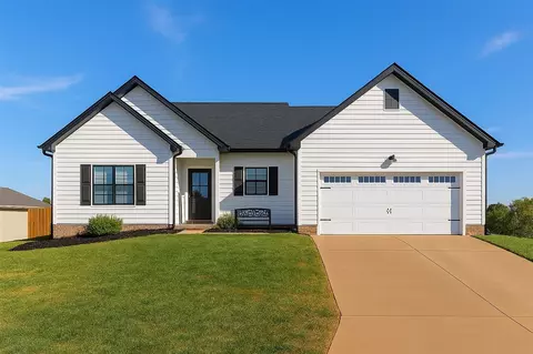 3280 Shady Oak Ct, Bowling Green, KY 42101