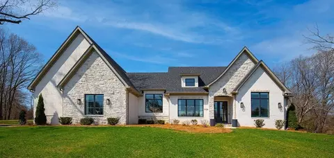 7124 Eagle Ridge Ln, Bowling Green, KY 42103