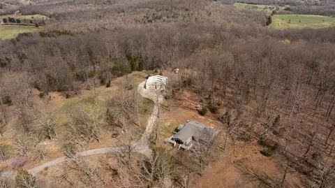 2066 Blue Level Rd, Bowling Green, KY 42101