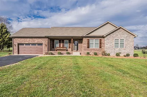 50 Jewell Dr, Scottsville, KY 42164