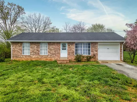 1310 Nashville St, Russellville, KY 42276