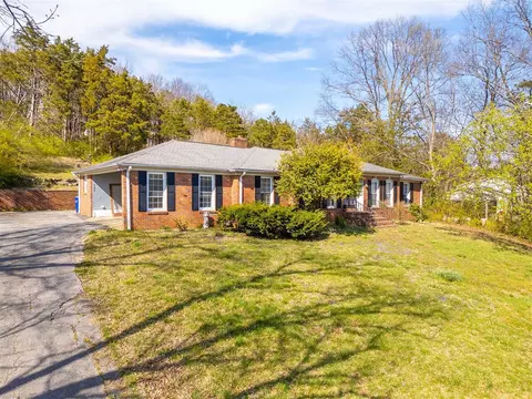 127 Daleview Cir, Russellville, KY 42276