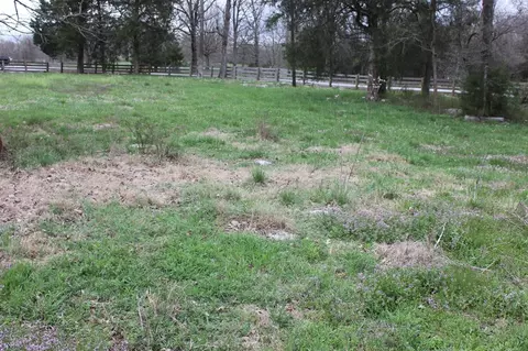 2875 Dennis Corinth Rd, Auburn, KY 42276