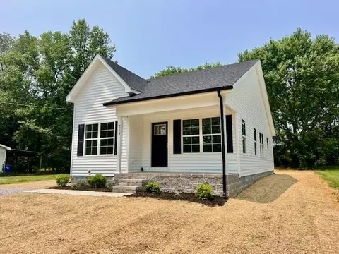 214 Fairview Ave, Franklin, KY 42134