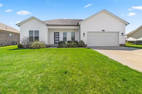 2935 Tumbleweed Trail Ave, Bowling Green, KY 42101