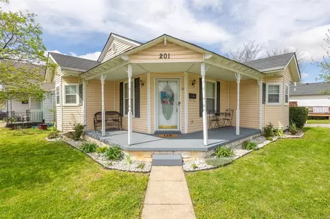 201 Church Ave, Bowling Green, KY 42101