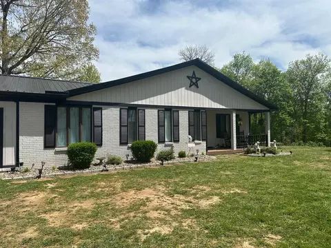 123 Trappers Trl, Glasgow, KY 42141