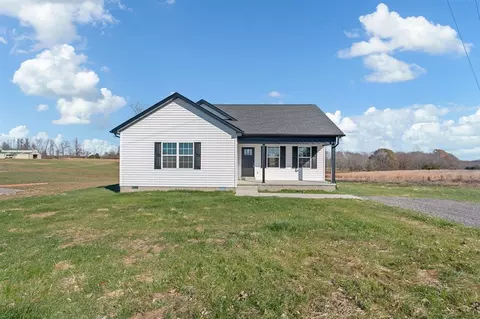 3912 Union Chapel Rd, Scottsville, KY 42164