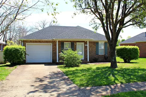 132 Kendale St, Bowling Green, KY 42103