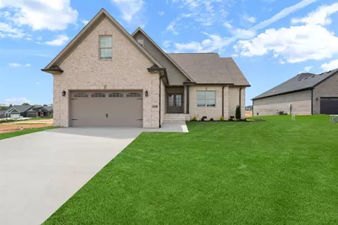 1418 Sagecrest Ct, Bowling Green, KY 42101