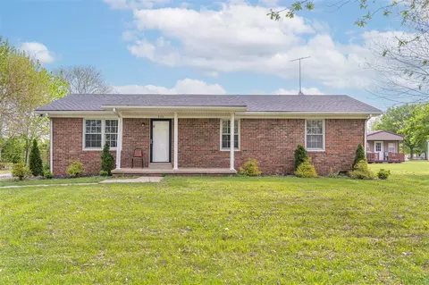 530 Wren Rd, Bowling Green, KY 42101