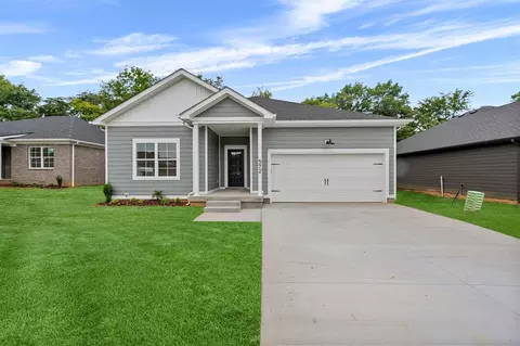 572 Pleasant Meadow Ln, Bowling Green, KY 42104