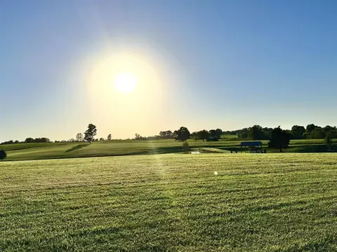 1815 Holland Rd, Scottsville, KY 42164