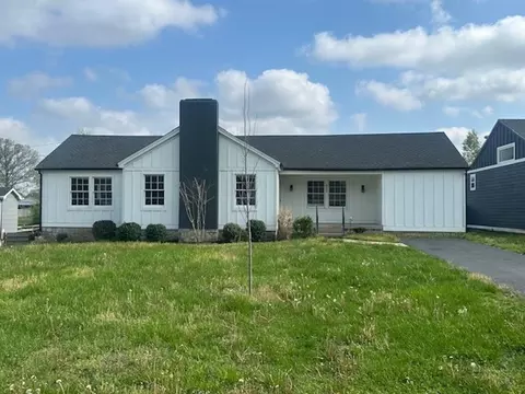 632 Nutwood St, Bowling Green, KY 42101