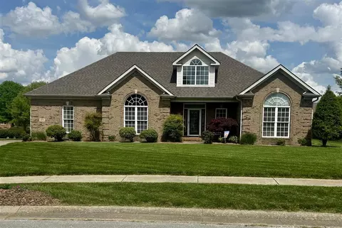 104 Daphne Ct, Bowling Green, KY 42103