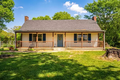 1850 Dennis Corinth Rd, Auburn, KY 42206