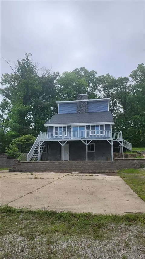 485 Caneyville Rd, Morgantown, KY 42261