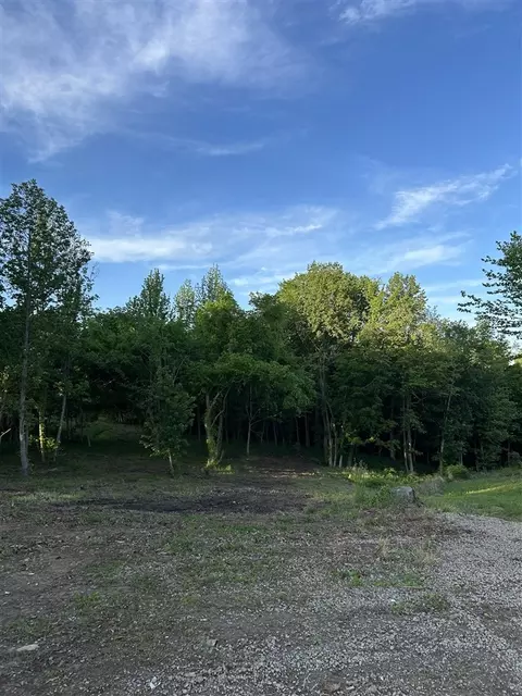 649 Gishton Rd, Central City, KY 42330