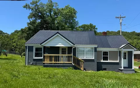 1214 W 9th St, Russellville, KY 42276