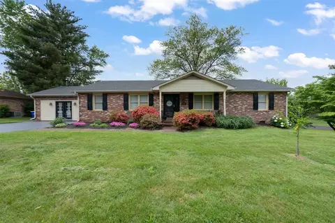 227 St Albans Dr, Bowling Green, KY 42103