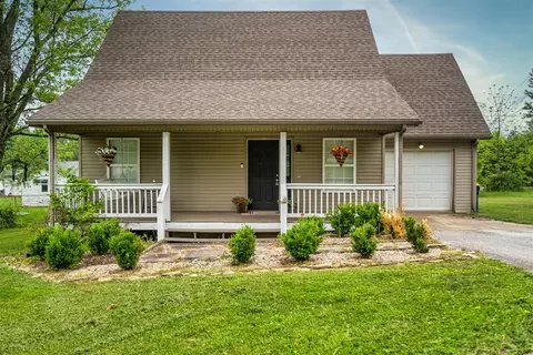 300 Lincoln St, Russellville, KY 42276