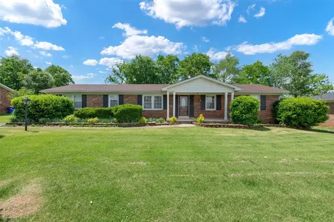 120 Whispering Hills Blvd, Bowling Green, KY 42101