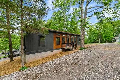 108 Branch Rd, Mammoth Cave, KY 42259