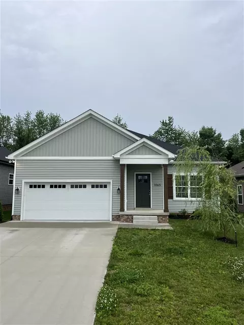 1065 County House Ln, Bowling Green, KY 42101