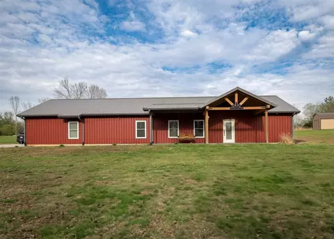 713 N Gillock Rd, Glasgow, KY 42141