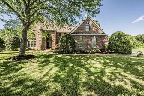 1818 Todd Trace Ct, Bowling Green, KY 42103