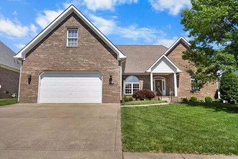 2724 Ashgate Dr, Bowling Green, KY 42104