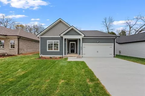 662 Pleasant Meadow Ln, Bowling Green, KY 42101
