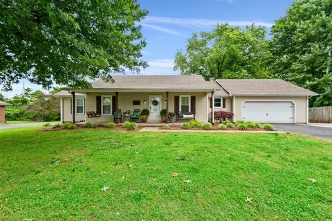1866 Woodhollow Way, Bowling Green, KY 42103