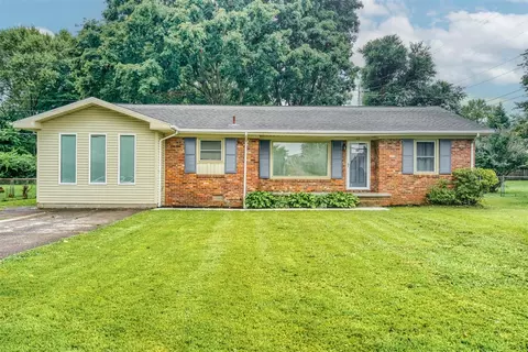 413 Colonial Ter, Hopkinsville, KY 42240
