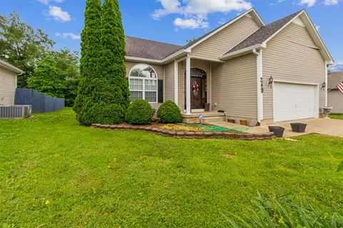 249 Turkey Run Dr, Bowling Green, KY 42101