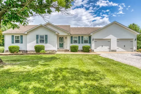 114 Oakdale Dr, Russellville, KY 42276